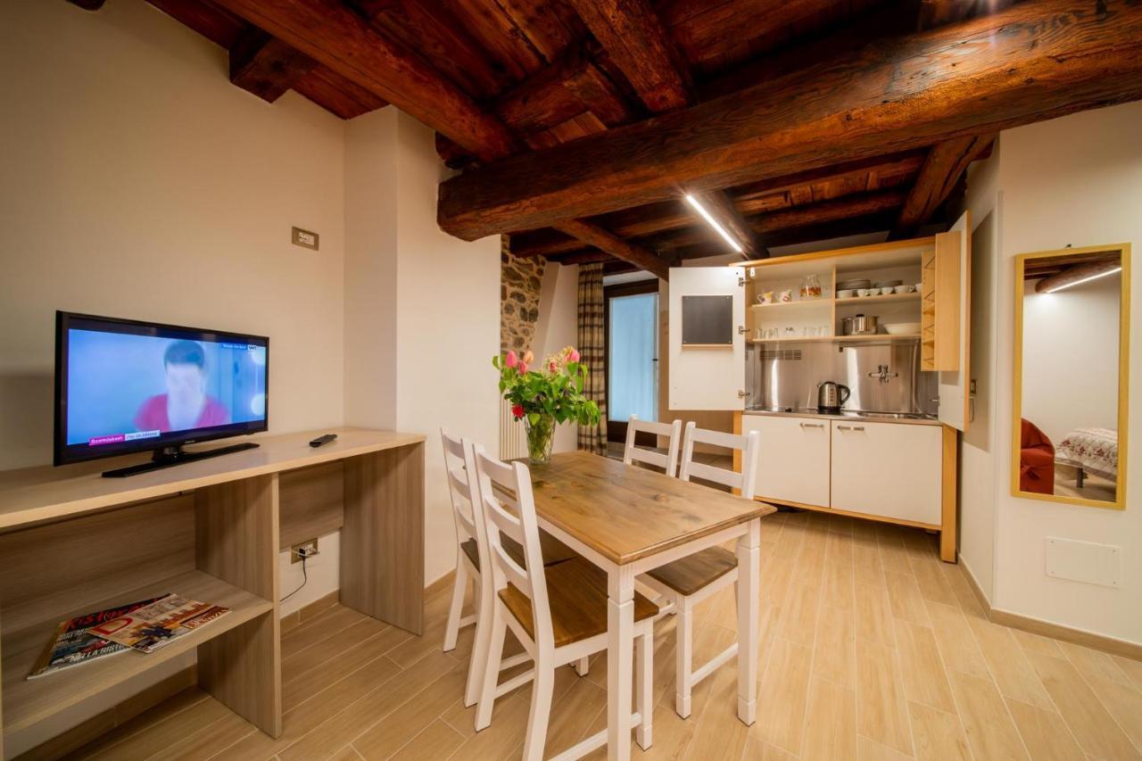 miki central apartement Aosta Exterior foto